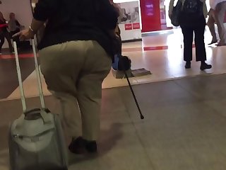 Huge Jiggle Ass Granny