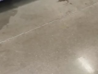 Slim ghetto bubble booty milf 2