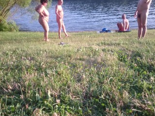 Huge mature nudist tits troop to the water
