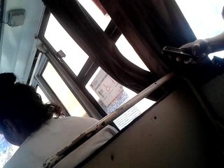 ENCOXCANDO MANO BUS VE MENSAJE ESPOSO 1