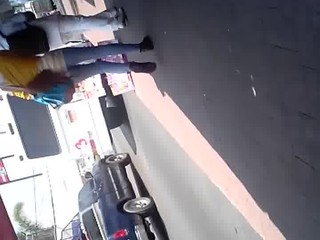 COME CULO CALLE PARADA BUS